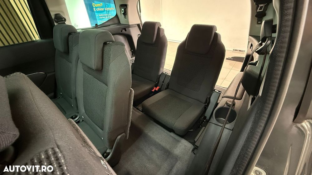 Peugeot 5008 1.6 THP Active - 14