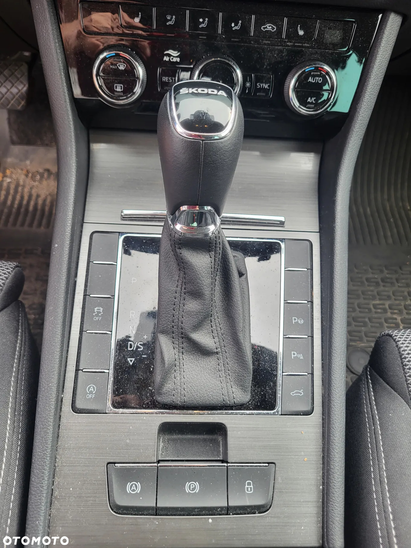 Skoda Superb 2.0 TSI Style DSG - 11