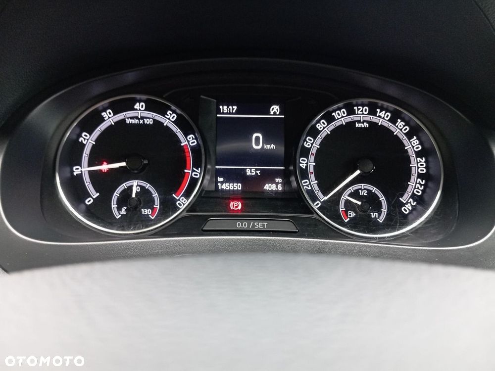 Skoda RAPID 1.0 TSI Ambition - 16