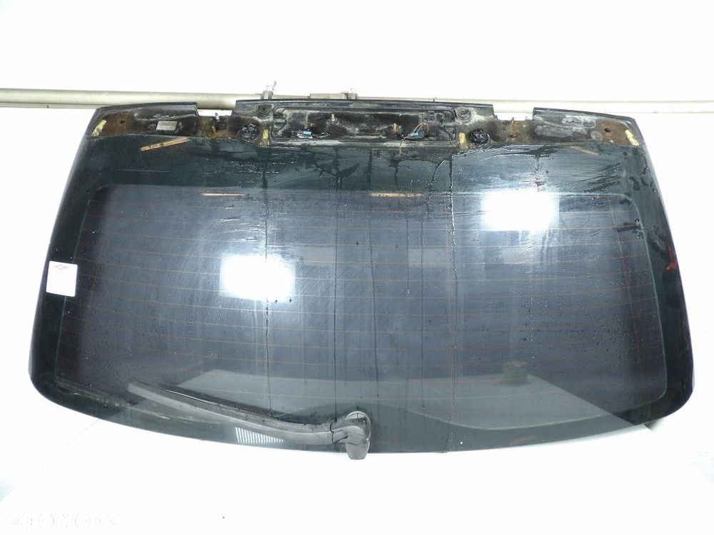 BMW 5 E61 SZYBA TYLNA KLAPY - 1