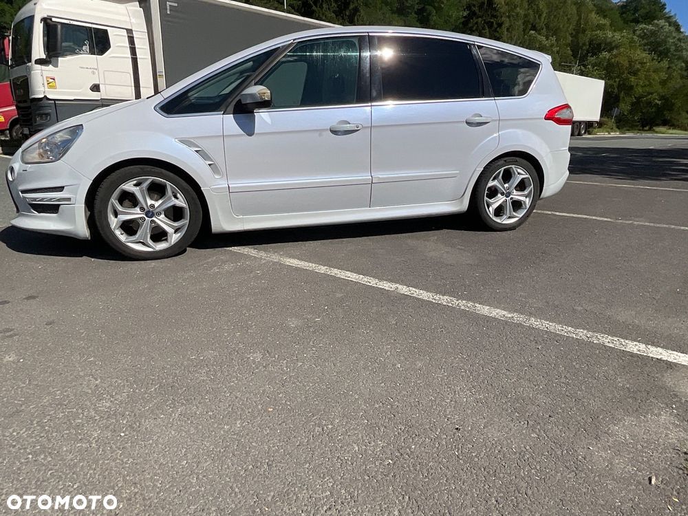Ford S-Max 2.0 TDCi DPF Titanium - 4