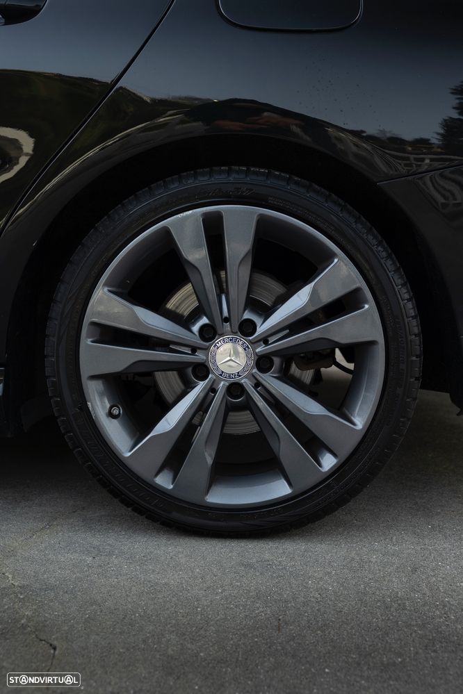 Mercedes-Benz CLA 180 d Shooting Brake Urban Aut. - 21