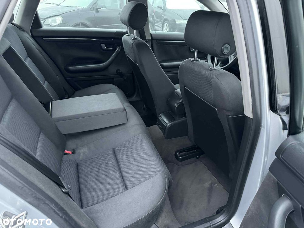 Audi A4 Limousine 2 - 11