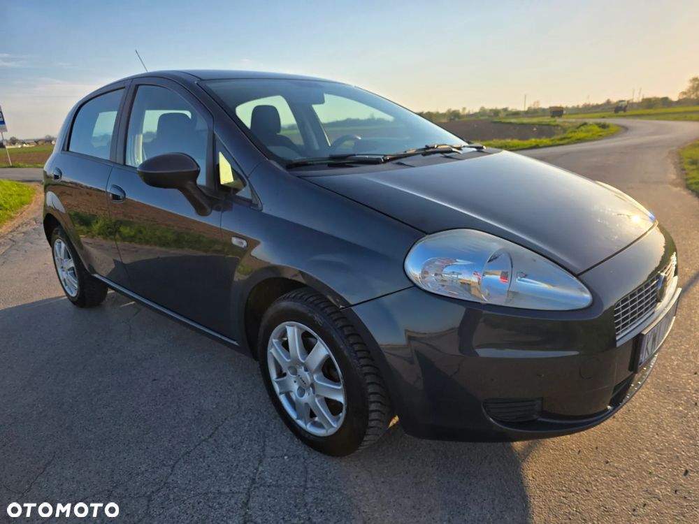 Fiat Grande Punto - 4