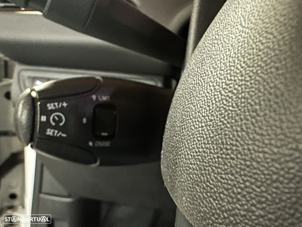 Peugeot 208 1.2 PureTech Active - 19
