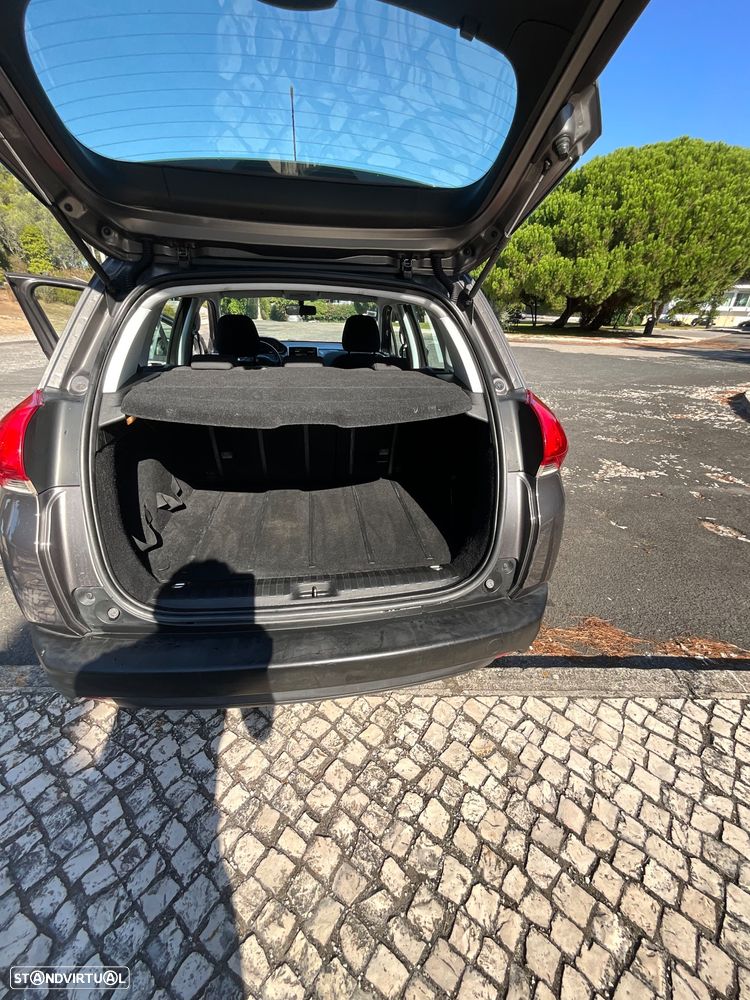 Peugeot 2008 - 6