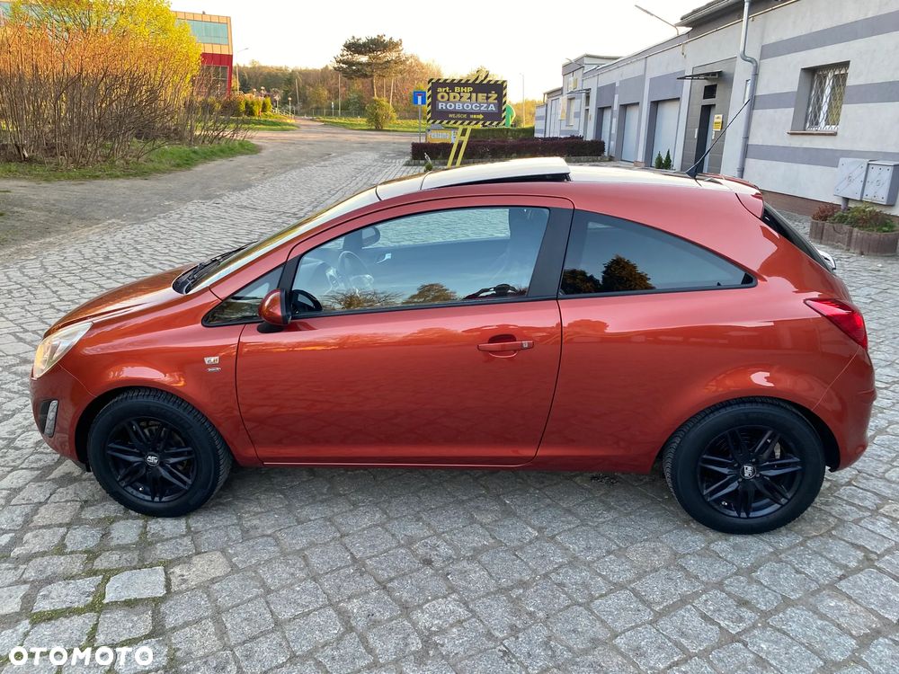 Opel Corsa 1.4 16V Satellite - 6