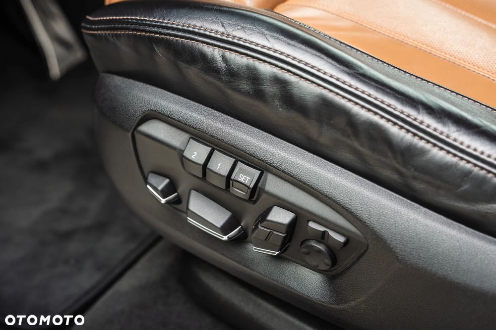 BMW X6 xDrive30d - 22