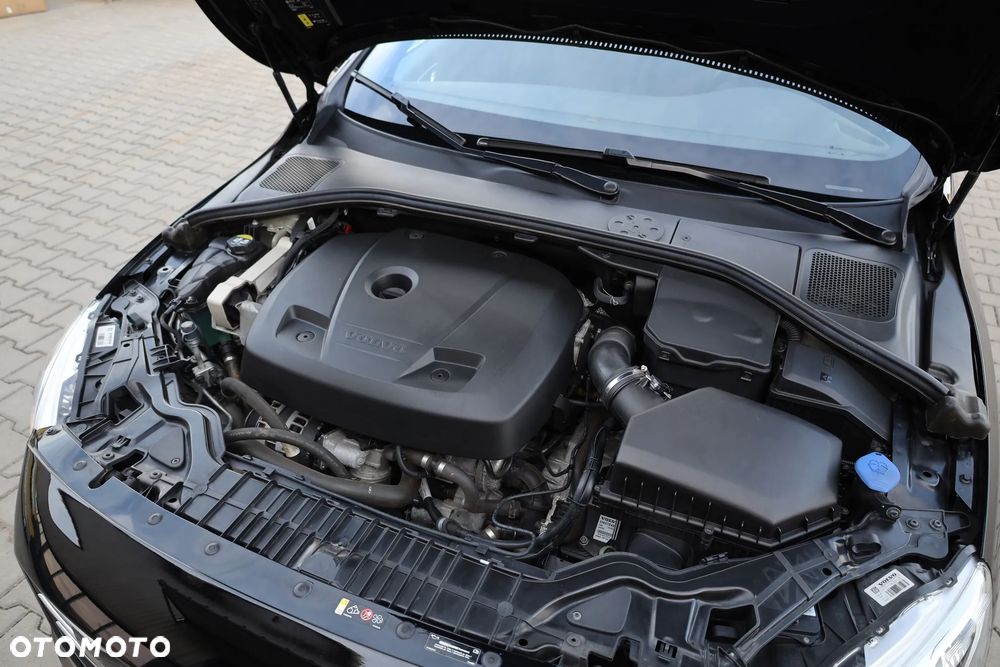 Volvo S60 T5 Drive-E Summum - 35