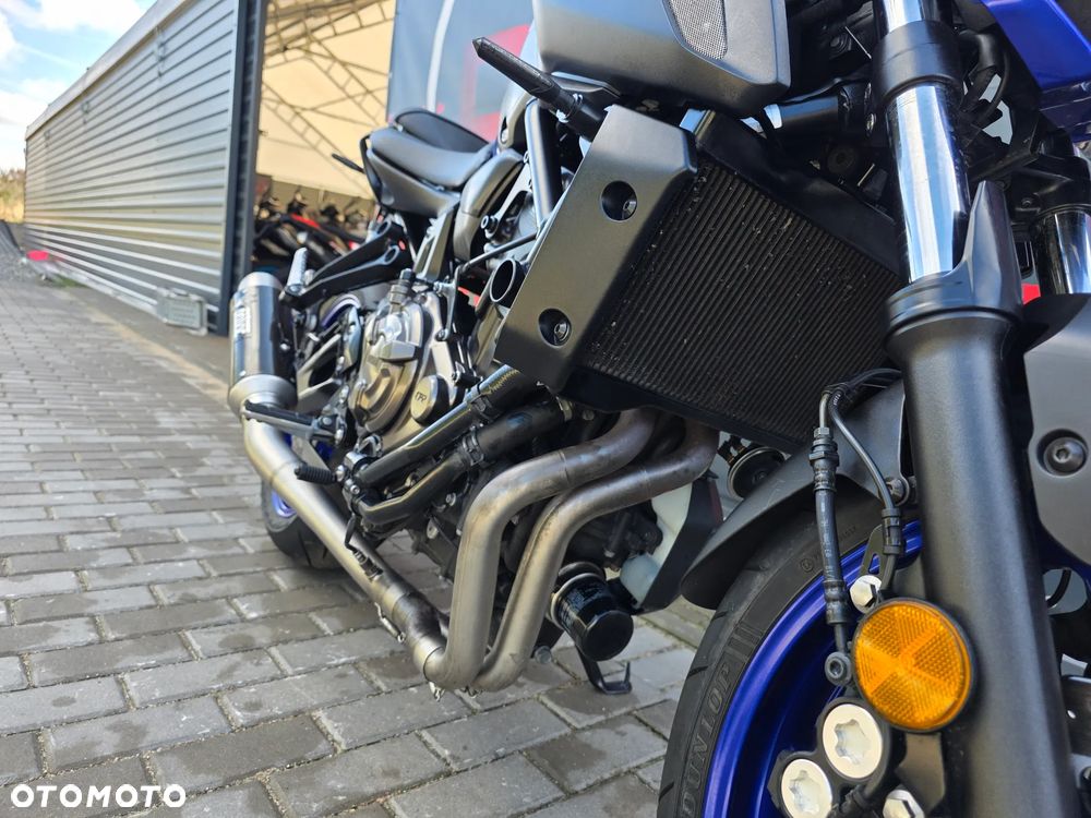 Yamaha MT - 28