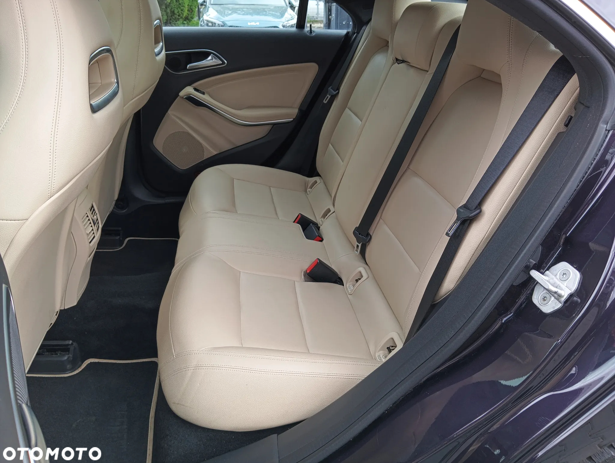 Mercedes-Benz CLA 250 4-Matic - 14