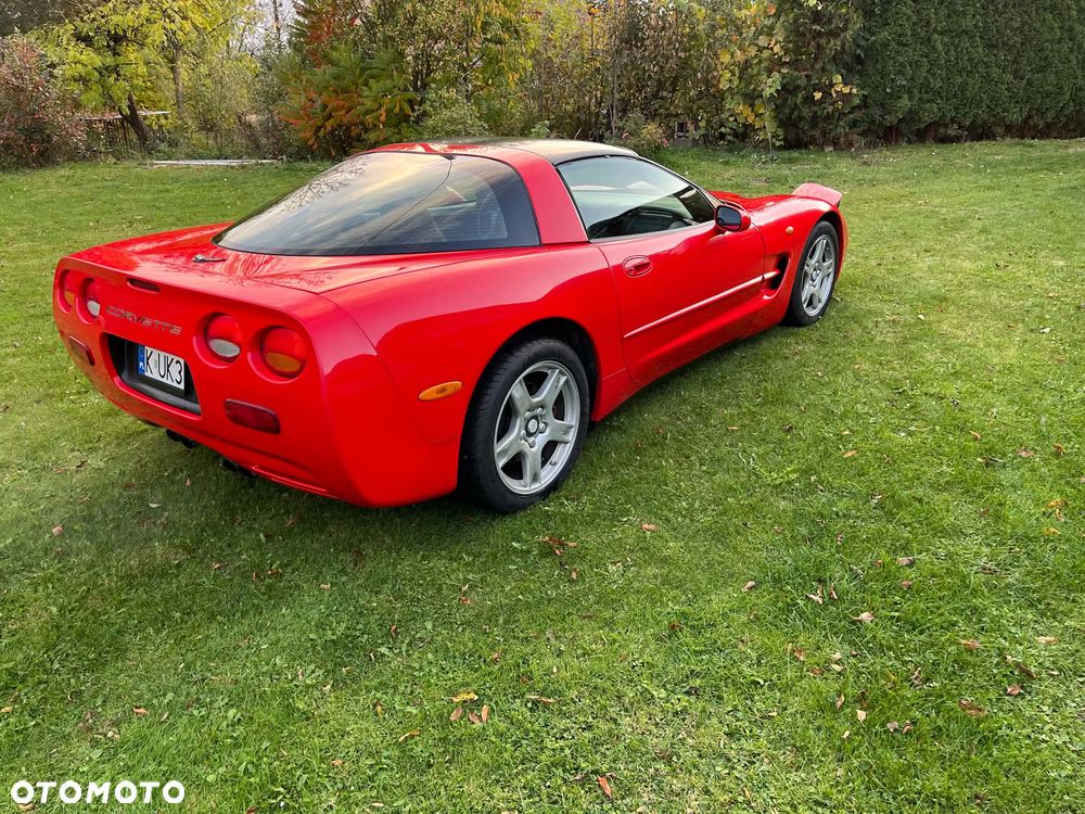 Chevrolet Corvette 5.7 - 9