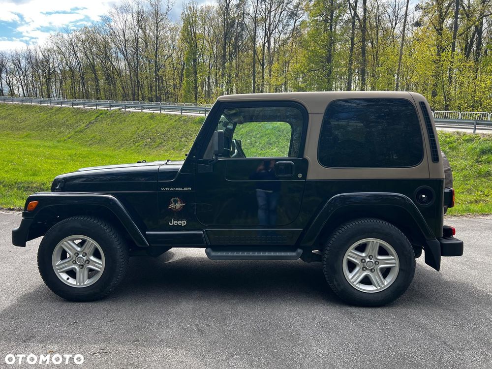 Jeep Wrangler 4.0 Sport - 24