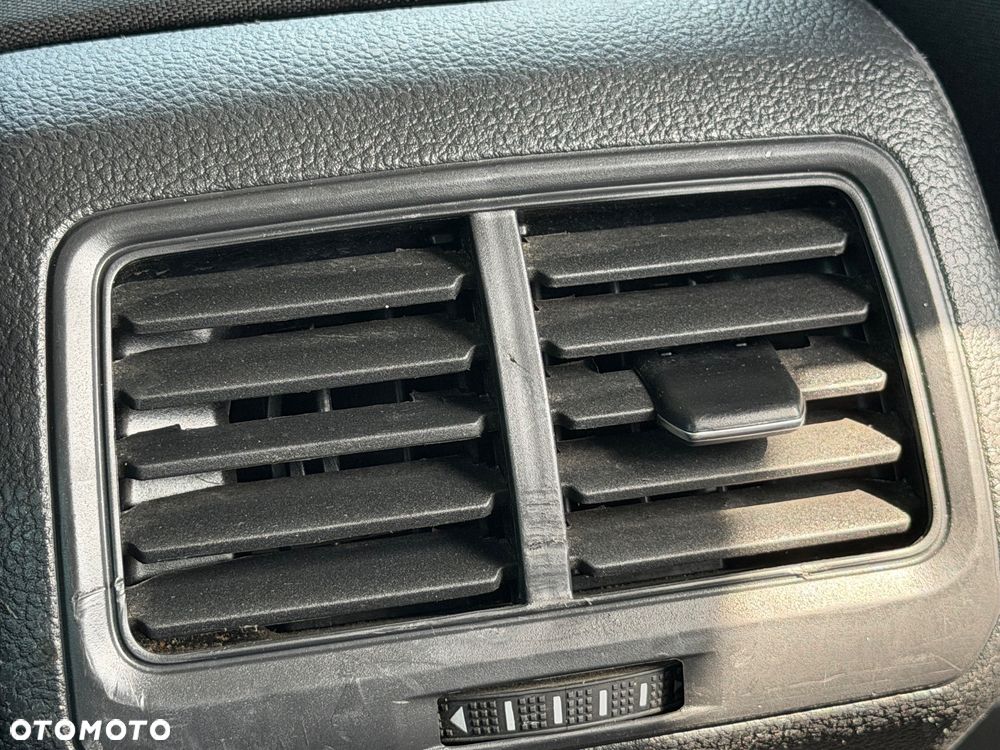 Volkswagen Golf 2.0 TDI SCR United - 20