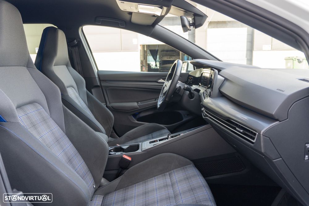 VW Golf 1.4 TSI GTE DSG - 29