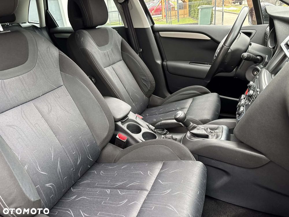 Citroën C4 HDi 90 Tendance - 21