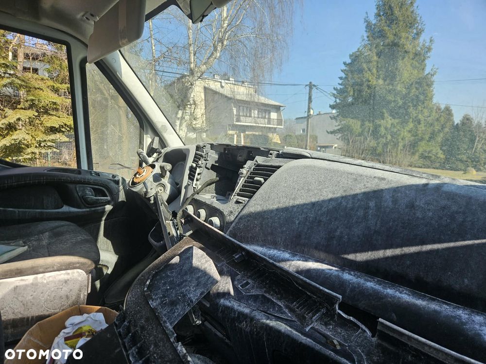 Iveco DAILY 35C18 CHŁODNIA  / KONTENER - 8