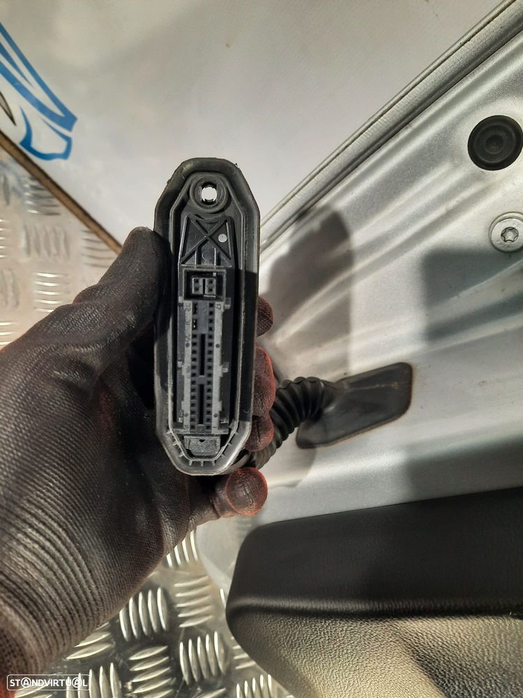 PORTA PORTAS FRENTE FRONTAL DIREITA BMW SERIE 1 E81 COUPE E82 CABRIO E88 41007207446 7207446 FECHO ELEVADOR MOTOR PUXADOR VIDRO RETROVISOR RETROVISORES - 9