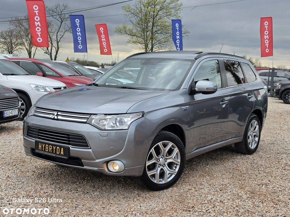 Mitsubishi Outlander - 16