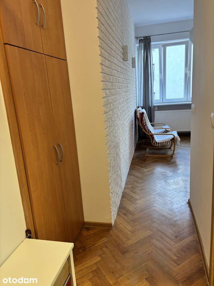 Wynajmę 2-pokojowe mieszkania z balkonem na Woli
