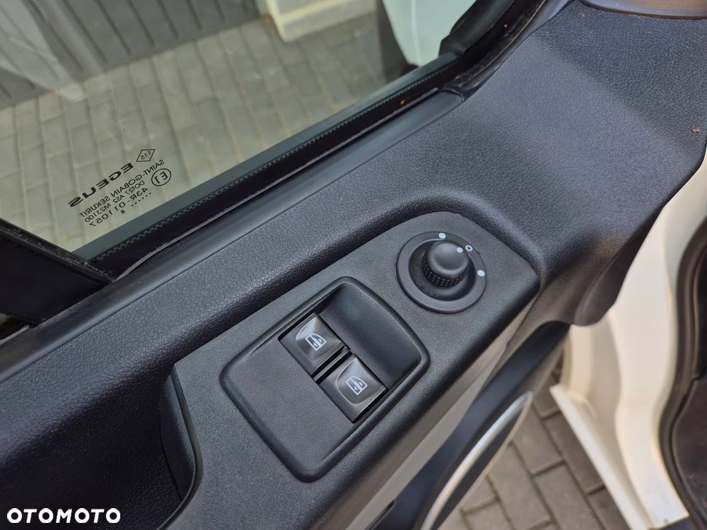 Renault TRAFIC BRYGADÓWKA 6 MIEJSC - 11