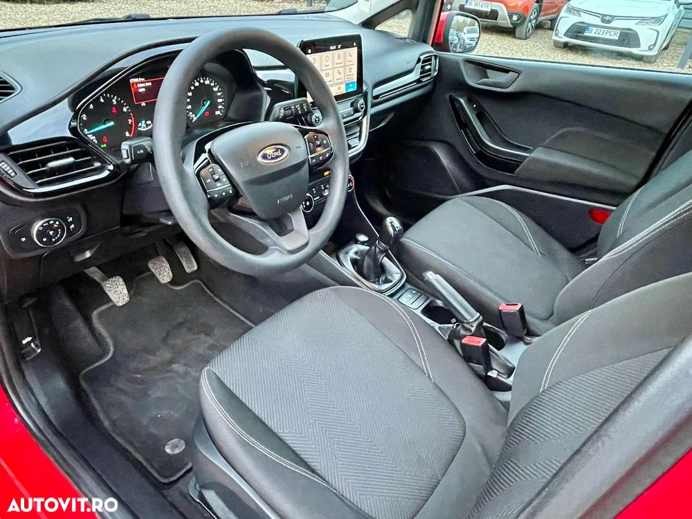 Ford Fiesta 1.1 Trend Connected - 9