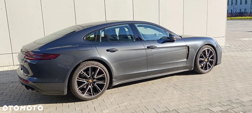 Porsche Panamera - 15