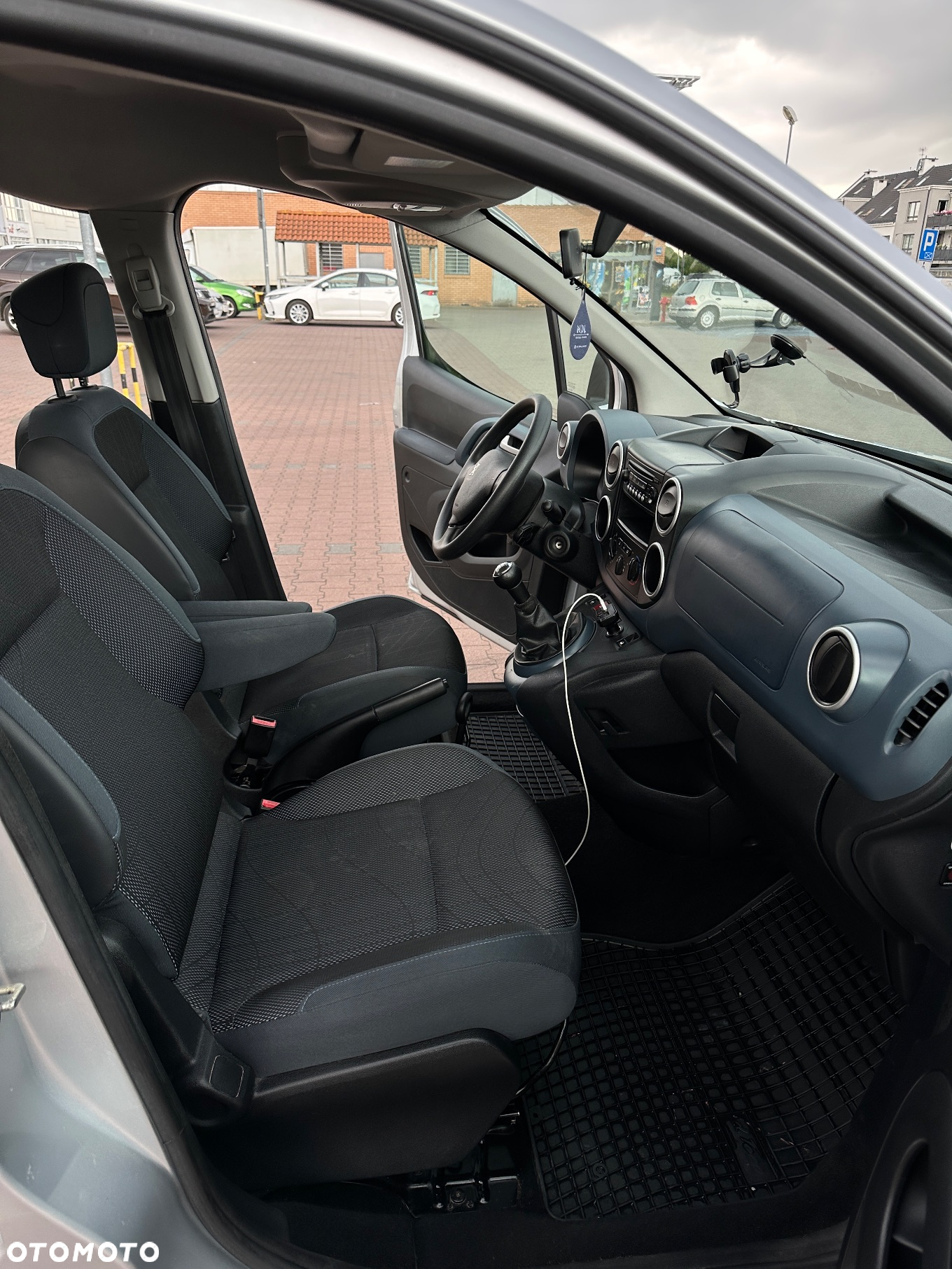Peugeot Partner 1.6 VTC - 12