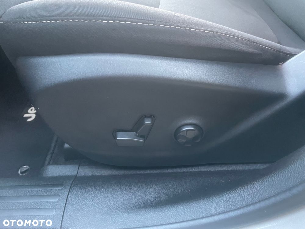 Jeep Cherokee 2.0 MJD 4x2 Longitude EU6 - 19