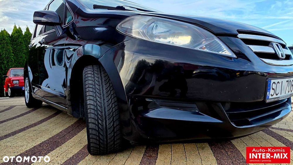 Honda FR-V - 9