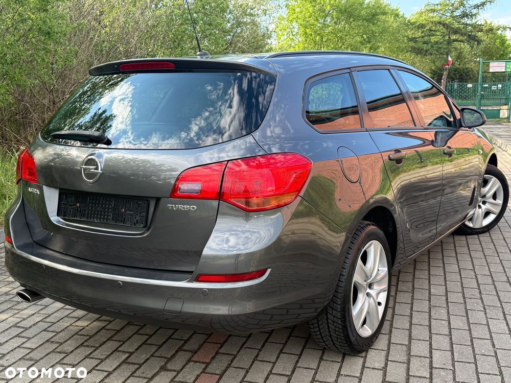 Opel Astra 1.4 Turbo - 4