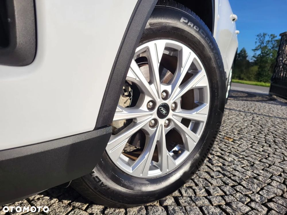 Ford Kuga - 2