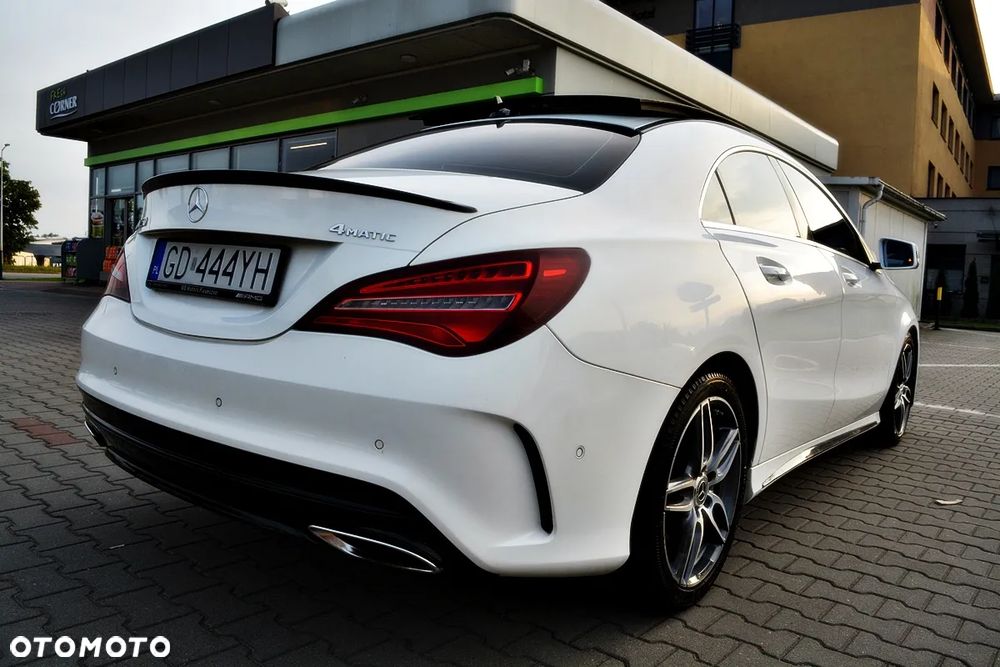 Mercedes-Benz CLA 250 4Matic 7G-DCT AMG Line - 17