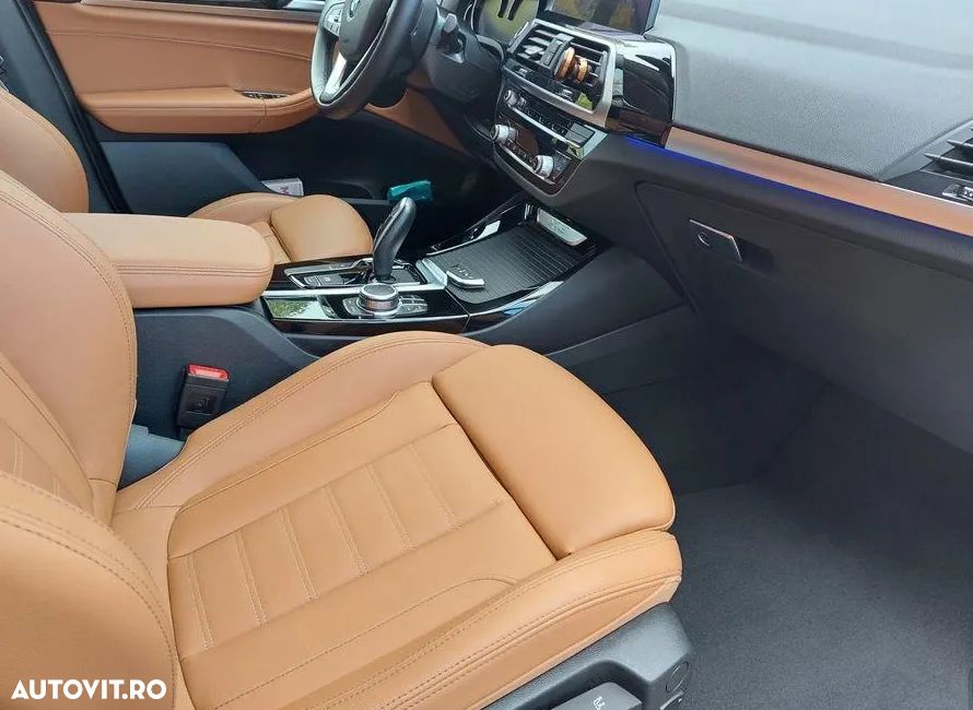 BMW X3 xDrive20i AT xLine - 9