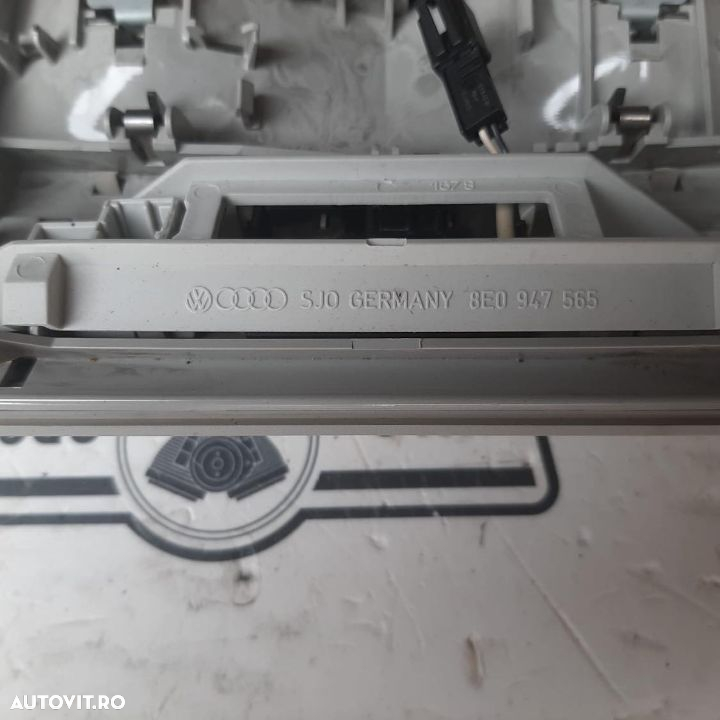 Lampa plafon , Audi A4 Avant (8ED, B7) cod 8E0947565  trapa - 2