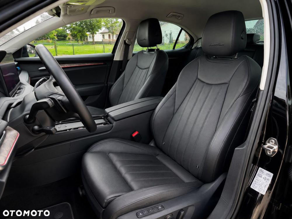 Skoda Superb 2.0 TDI SCR 4x4 L&K DSG - 9