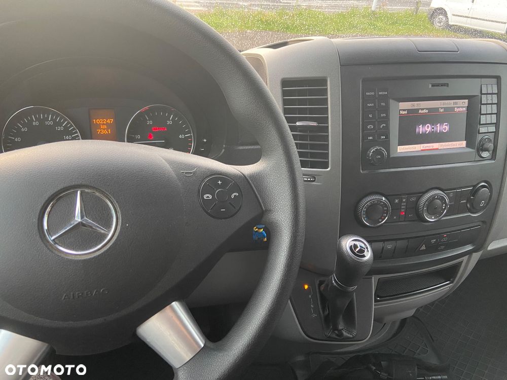 Mercedes-Benz Sprinter - 7