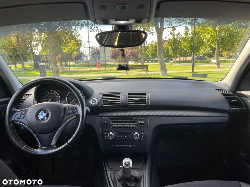 BMW Seria 1 - 11