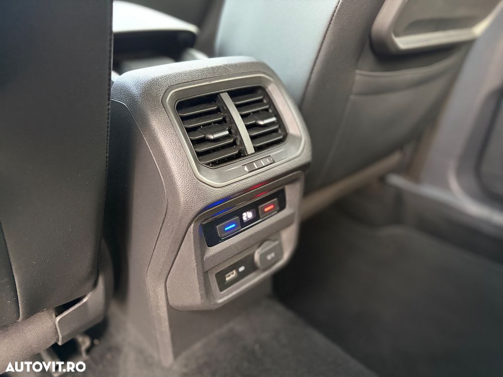 Volkswagen Tiguan - 26