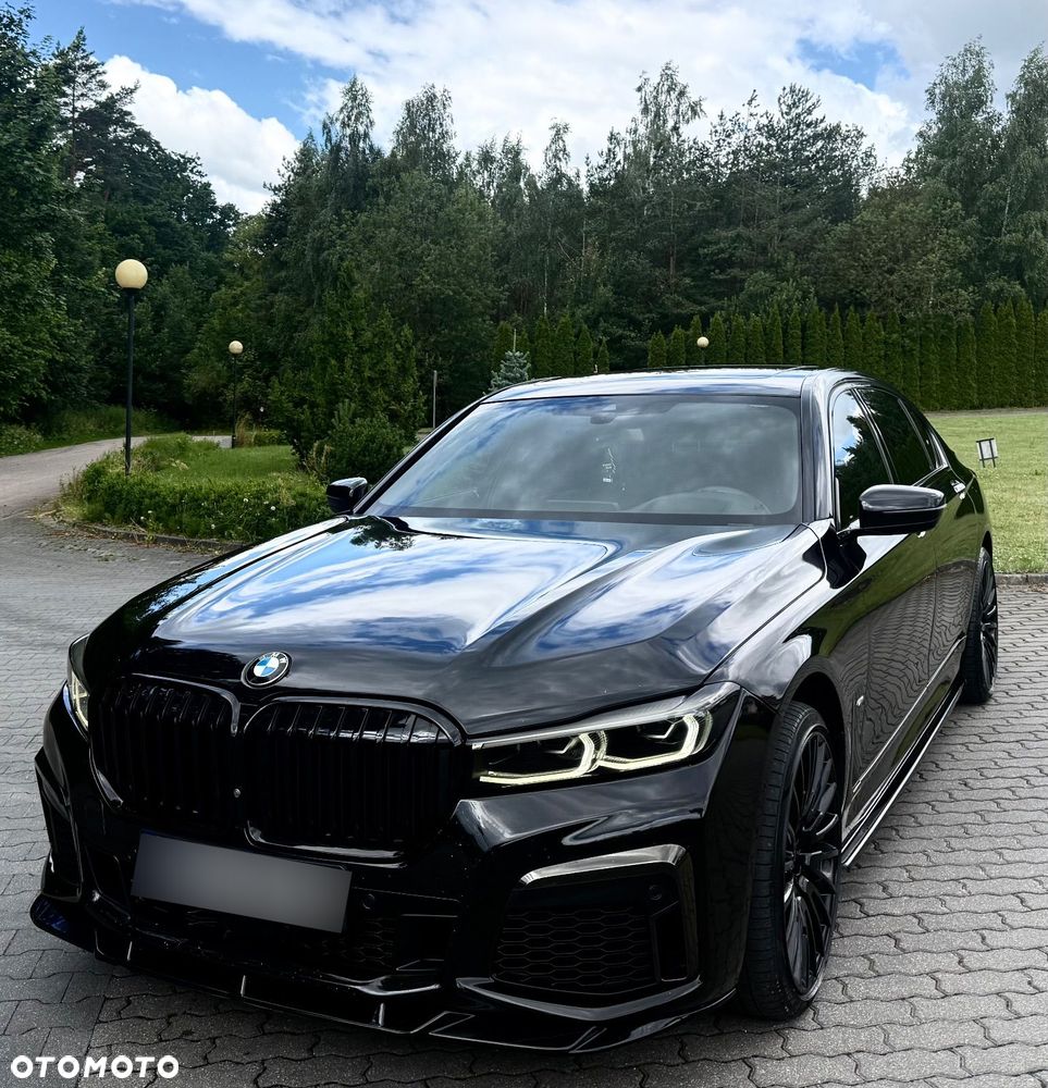 BMW Seria 7 740i Edition Exclusive - 1