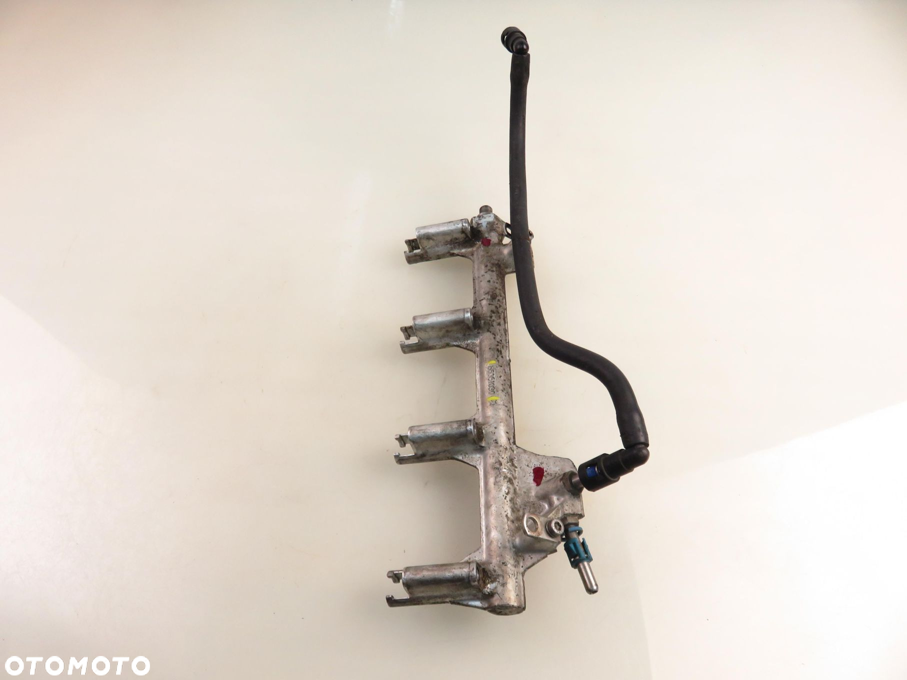 LISTWA WTRYSKOWA OPEL ZAFIRA B 2.2 55351030 Z 22 YH - 6