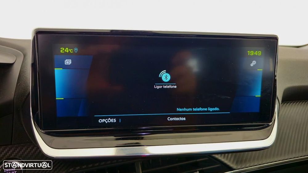 Peugeot e-2008 Allure - 11