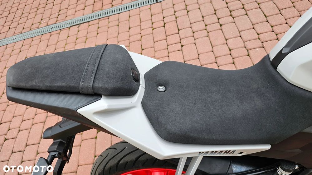 Yamaha MT - 24