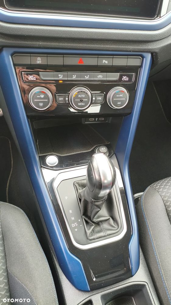 Volkswagen T-Roc - 32