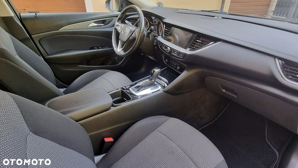 Opel Insignia - 13