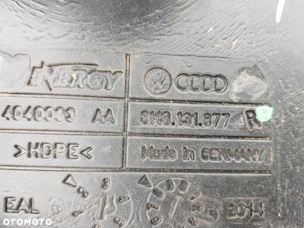AUDI A4 B8 LIFT 11-15 2.0 TDI ZBIORNICZEK ZBIORNIK ADBLUE POMPKA 8K0131877R - 2