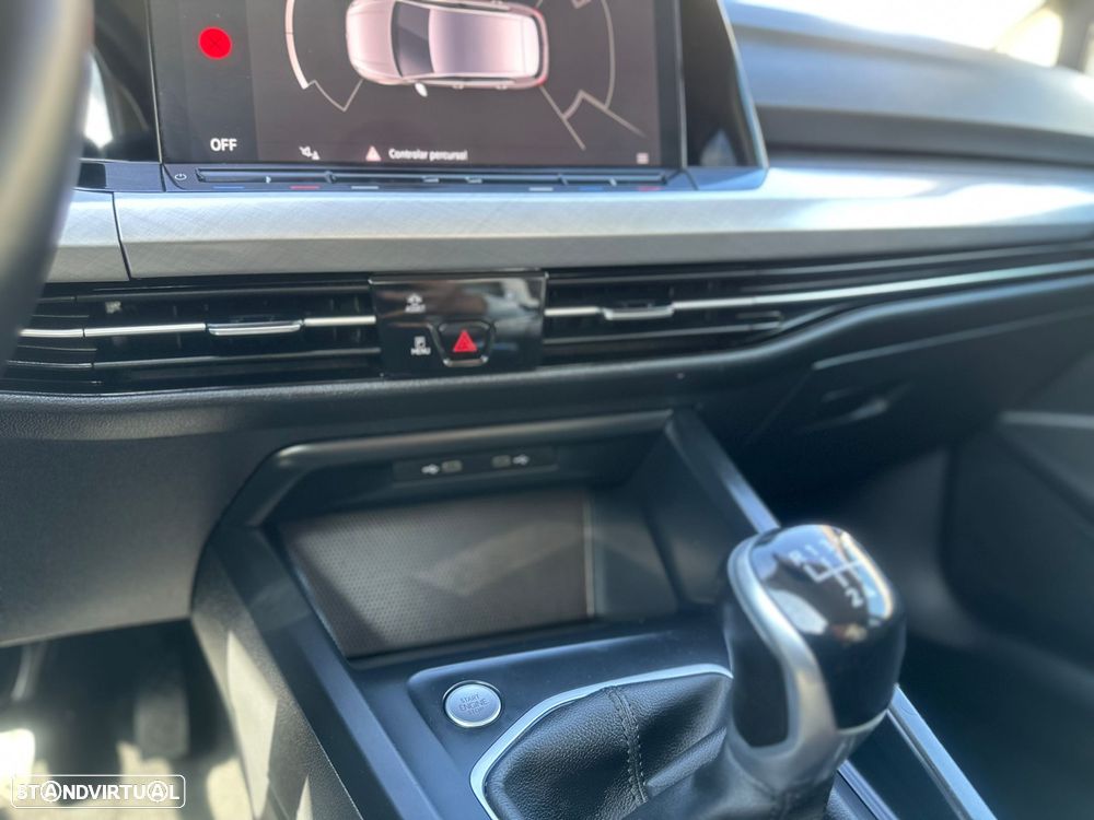 VW Golf 2.0 TDI Conceptline - 15