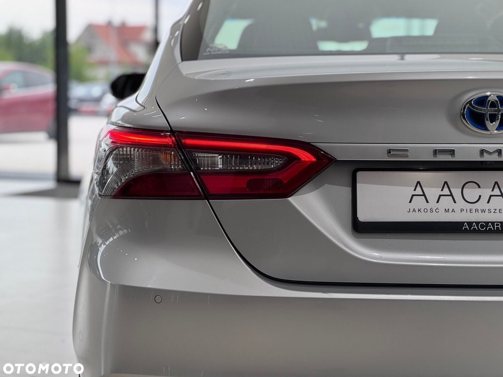 Toyota Camry - 40