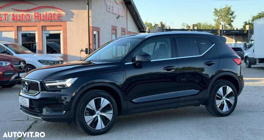 Volvo XC 40 Recharge T4 Twin Engine AT7 Inscription Expression - 4