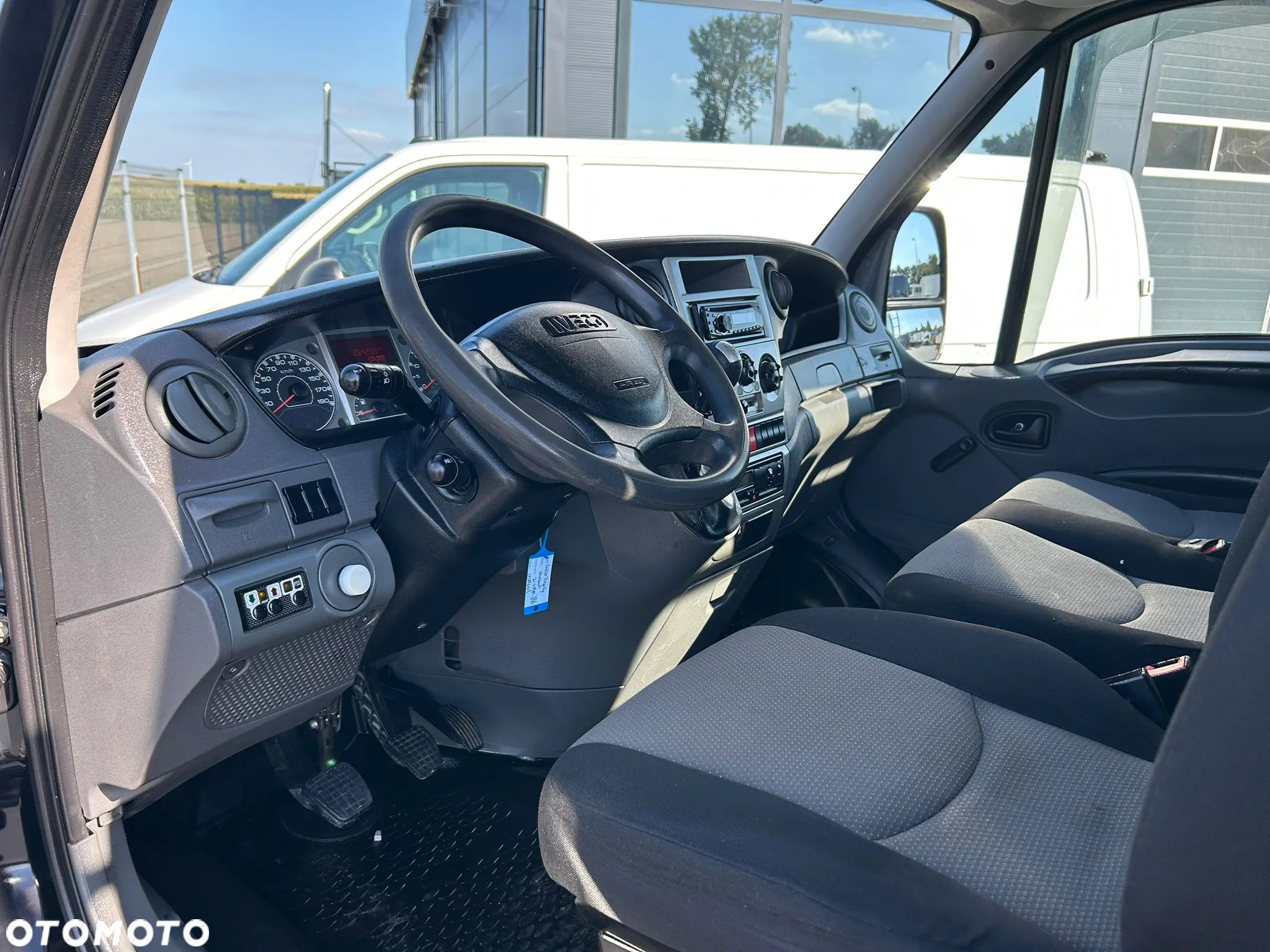 Iveco Daily 50C15 35C15 3.0 HPI żuraw HDS Amco Veba 804 3S SKRZYNIA 3,85m **Super stan**2011R** - 17